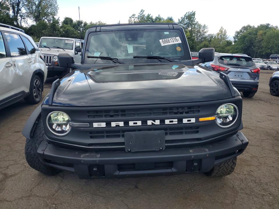 Продаж на аукціоні авто 2021 Ford Bronco, vin: 1FMEE5BH5MLB03289, номер лоту: 68661316