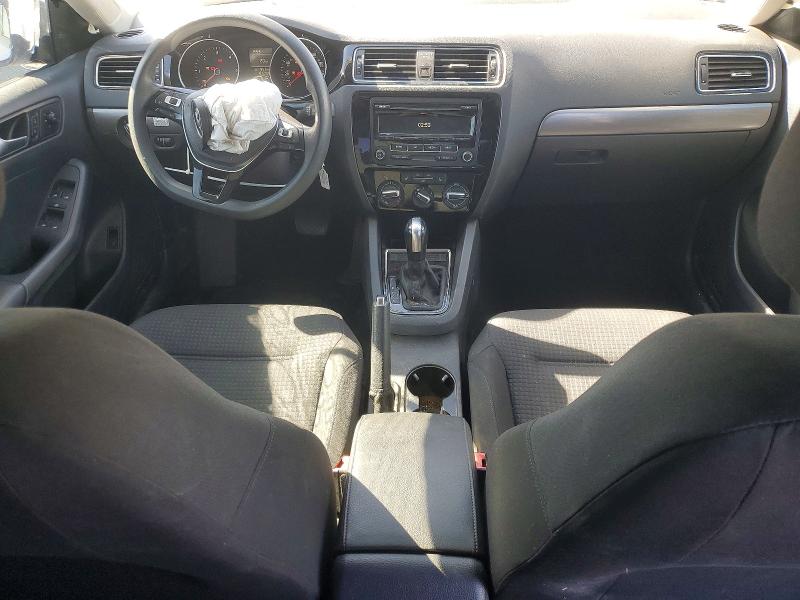 68334856 :رقم المزاد ، 3VWLA7AJ3FM418596 vin ، 2015 Volkswagen Jetta مزاد بيع