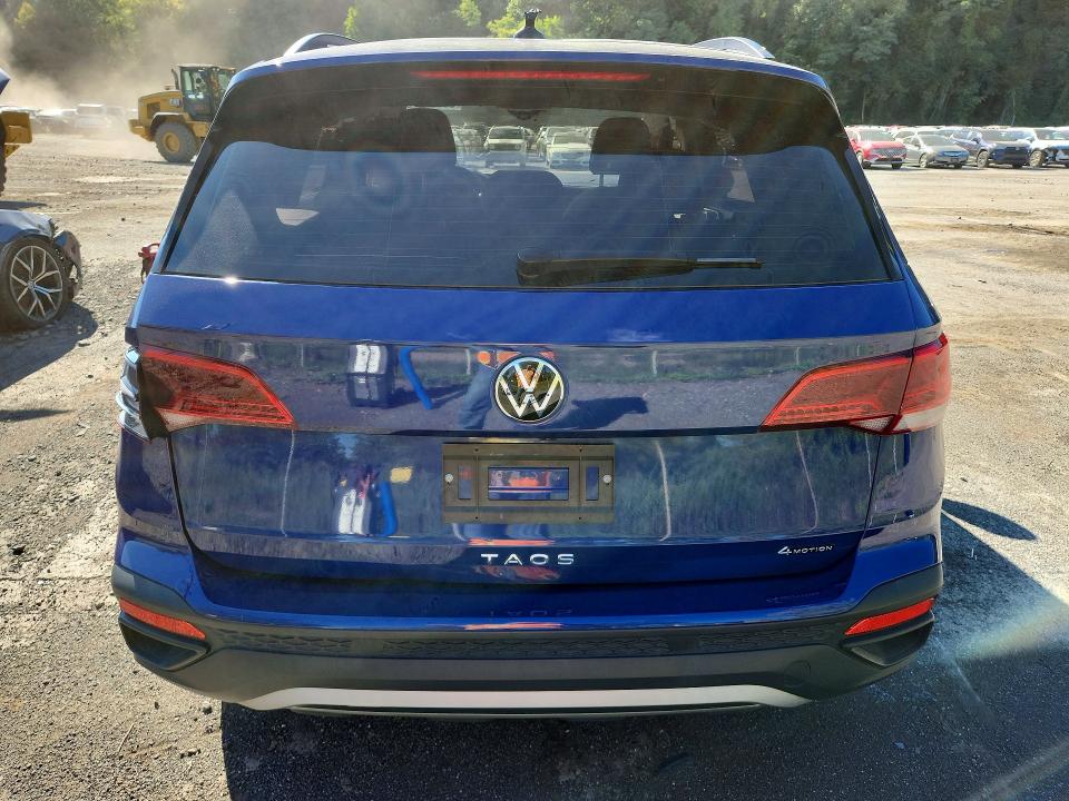 68838776 :رقم المزاد ، 3VV8X7B2XRM072616 vin ، 2024 Volkswagen Taos مزاد بيع