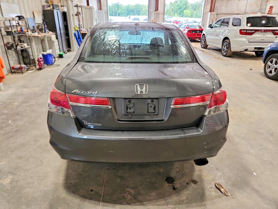 2011 Honda Accord მანქანა იყიდება აუქციონზე, vin: 1HGCP2F82BA072463, აუქციონის ნომერი: 67590966