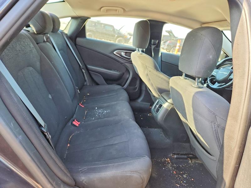 67799306 :رقم المزاد ، 1C3CCCAB4FN665392 vin ، 2015 Chrysler 200 مزاد بيع