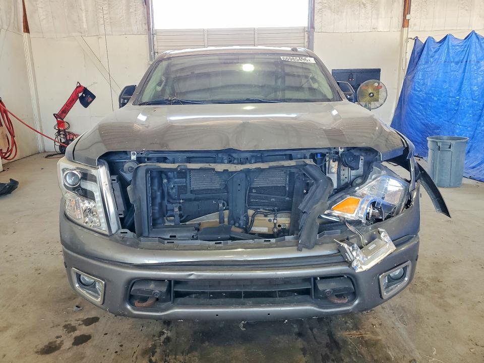 Продажа на аукционе авто 2018 Nissan Titan, vin: 1N6AA1E59JN514989, номер лота: 66985496
