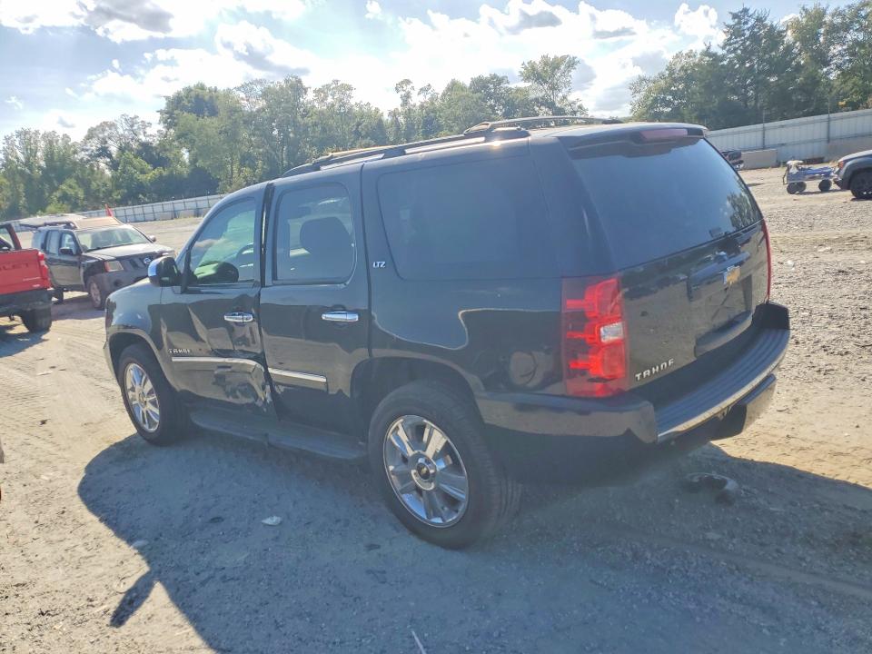 2010 Chevrolet Tahoe მანქანა იყიდება აუქციონზე, vin: 1GNUCCE03AR155116, აუქციონის ნომერი: 68274006
