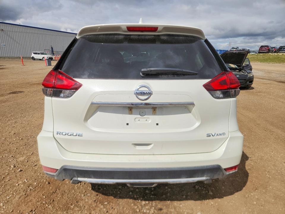 2017 Nissan Rogue მანქანა იყიდება აუქციონზე, vin: 5N1AT2MM4HC853740, აუქციონის ნომერი: 67710316