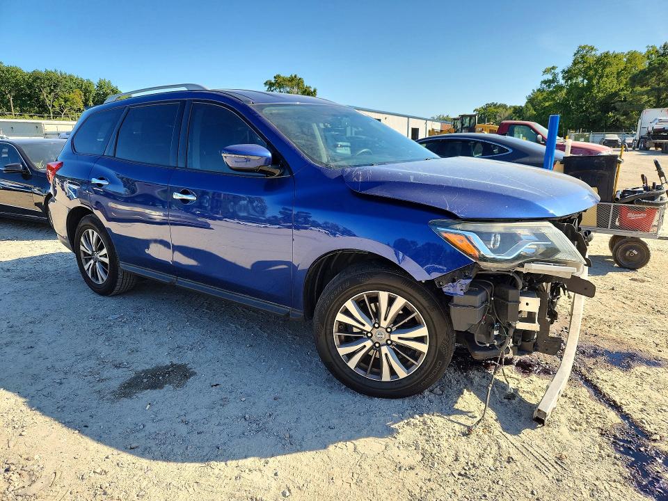 68706526 :رقم المزاد ، 5N1DR2MMXKC577552 vin ، 2019 Nissan Pathfinder مزاد بيع