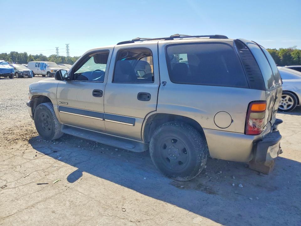 70421036 :رقم المزاد ، 1GNEC13V22J117500 vin ، 2002 Chevrolet Tahoe مزاد بيع