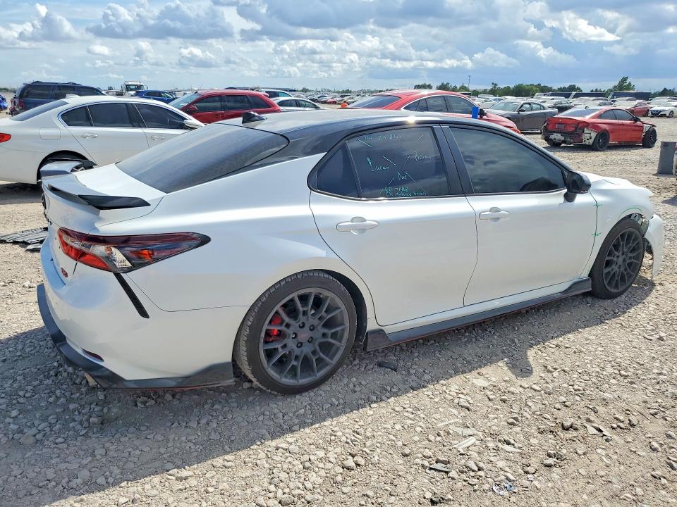 69291156 :رقم المزاد ، 4T1KZ1AK6MU054031 vin ، 2021 Toyota Camry مزاد بيع