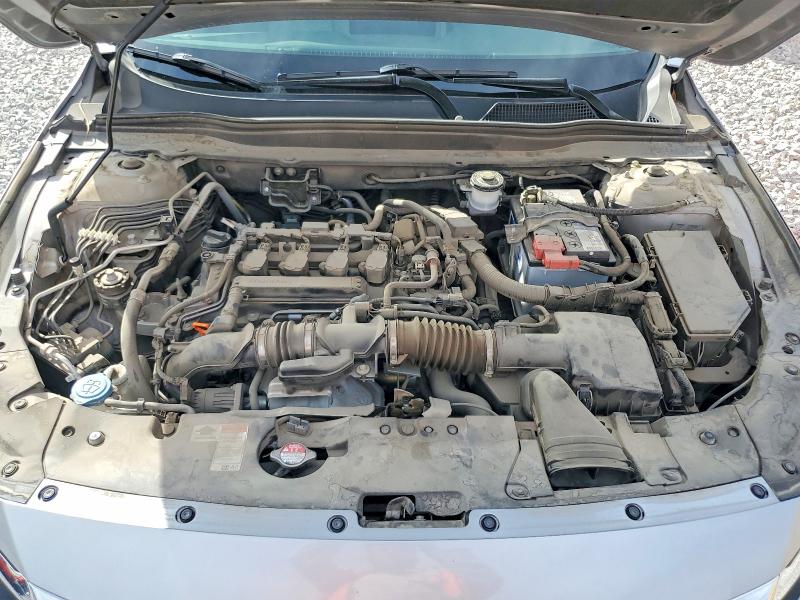 2018 Honda Accord მანქანა იყიდება აუქციონზე, vin: 1HGCV1F17JA235884, აუქციონის ნომერი: 70450076