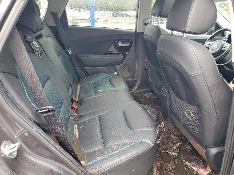 68388176 :رقم المزاد ، KNDCE3LG7K5025816 vin ، 2019 Kia Niro مزاد بيع