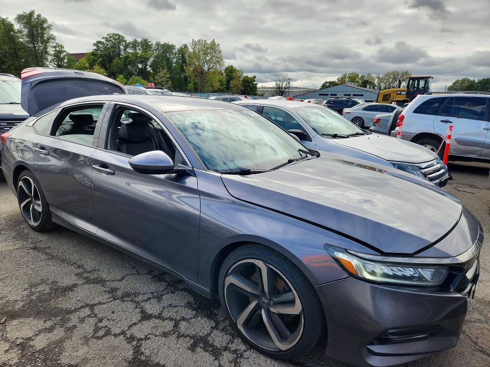 2019 Honda Accord მანქანა იყიდება აუქციონზე, vin: 1HGCV1F33KA137325, აუქციონის ნომერი: 69758126
