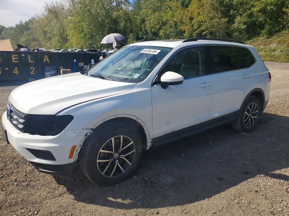 69744706 :رقم المزاد ، 3VV2B7AX9MM004382 vin ، 2021 Volkswagen Tiguan مزاد بيع