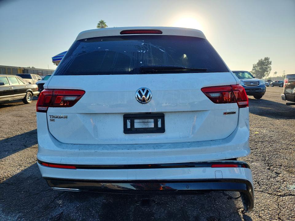 70026576 :رقم المزاد ، 3VV2B7AX4MM067194 vin ، 2021 Volkswagen Tiguan مزاد بيع