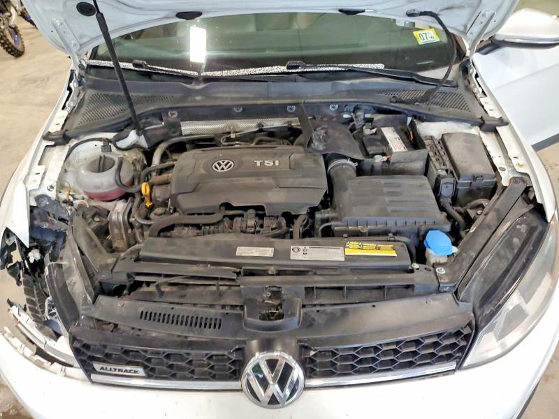 67413316 :رقم المزاد ، 3VWH17AU9HM519015 vin ، 2017 Volkswagen Golf Alltrack مزاد بيع