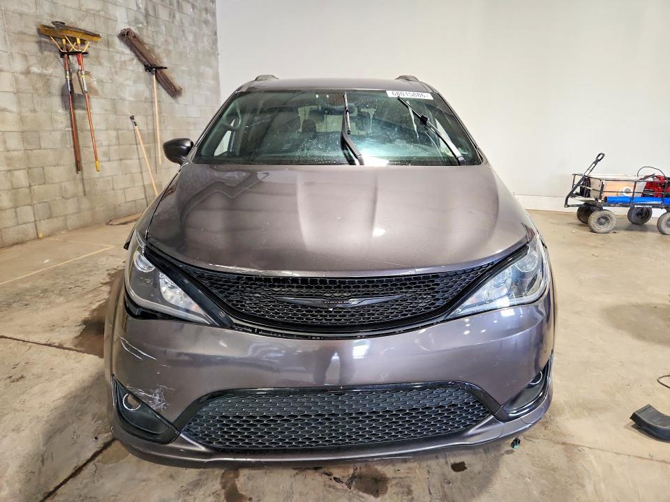 Продажа на аукционе авто 2019 Chrysler Pacifica, vin: 2C4RC1FG0KR593943, номер лота: 68015886