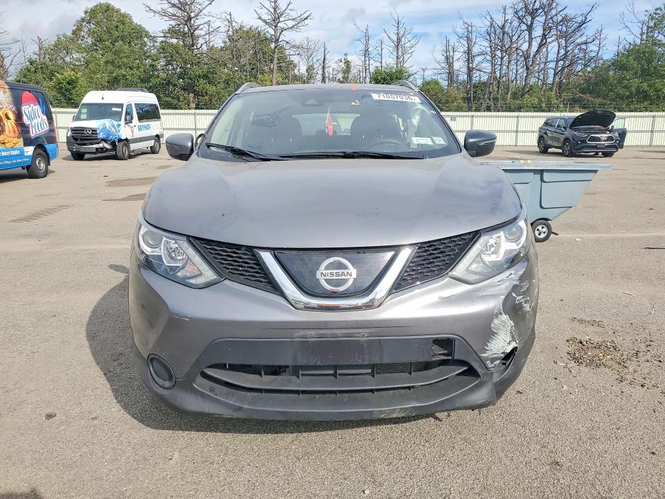 71057036 :رقم المزاد ، JN1BJ1CR9KW631368 vin ، 2019 Nissan Rogue Sport مزاد بيع