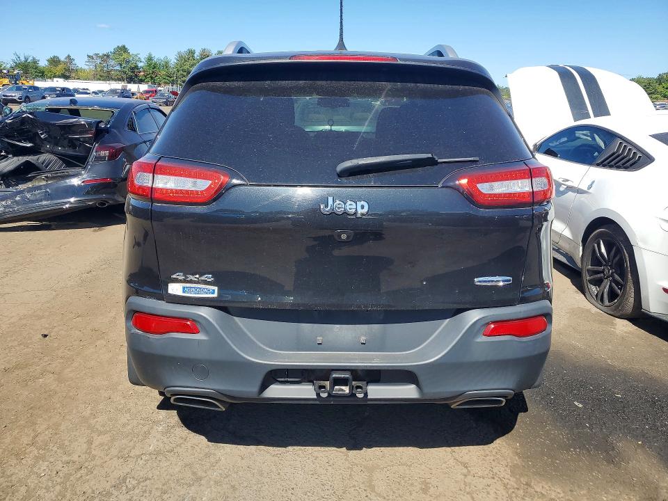 2015 Jeep Cherokee მანქანა იყიდება აუქციონზე, vin: 1C4PJMCS3FW777052, აუქციონის ნომერი: 67885516