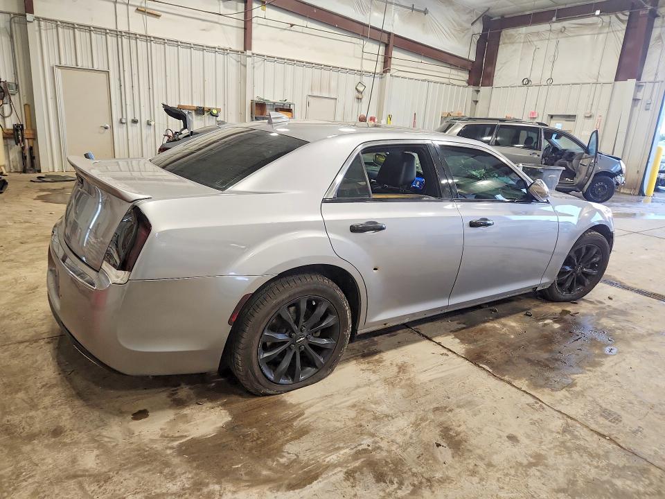 Aukcja sprzedaży 2017 Chrysler 300c, vin: 2C3CCAKG5HH586937, numer aukcji: 67000906