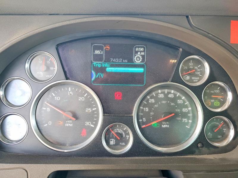 2017 Kenworth T680 მანქანა იყიდება აუქციონზე, vin: 1XKYA48X2HJ160397, აუქციონის ნომერი: 71040416