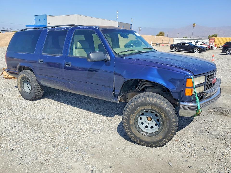 1997 Gmc Suburban მანქანა იყიდება აუქციონზე, vin: 1GKEC16R4VJ744912, აუქციონის ნომერი: 69196316
