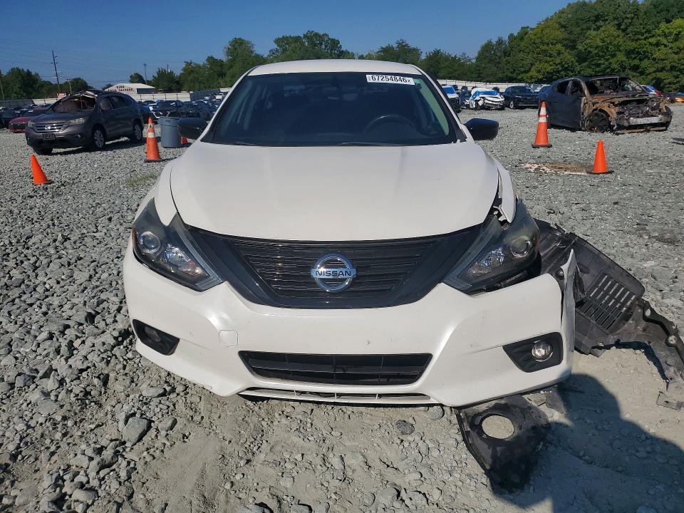 67254846 :رقم المزاد ، 1N4AL3AP0JC179638 vin ، 2018 Nissan Altima مزاد بيع