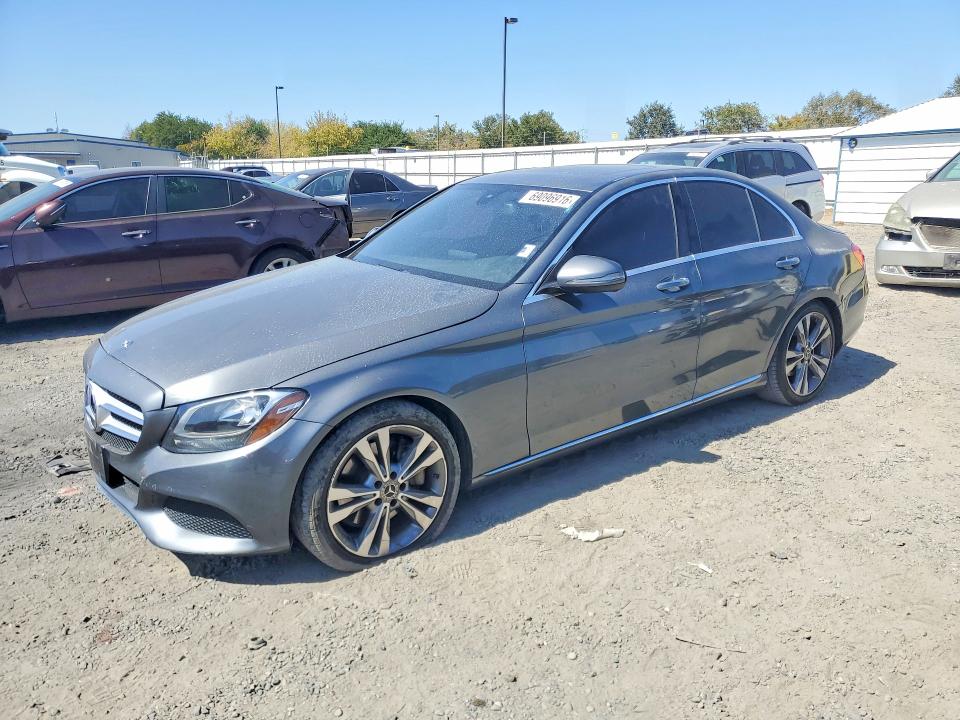 2018 Mercedes-benz C მანქანა იყიდება აუქციონზე, vin: 55SWF4JB9JU266280, აუქციონის ნომერი: 69096916