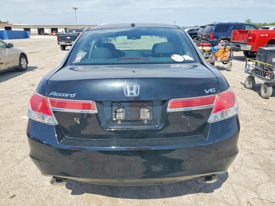 2012 Honda Accord მანქანა იყიდება აუქციონზე, vin: 1HGCP3F83CA017818, აუქციონის ნომერი: 68915306