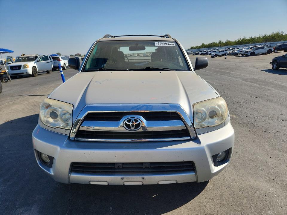 69989906 :رقم المزاد ، JTEZU14R18K012180 vin ، 2008 Toyota 4runner مزاد بيع