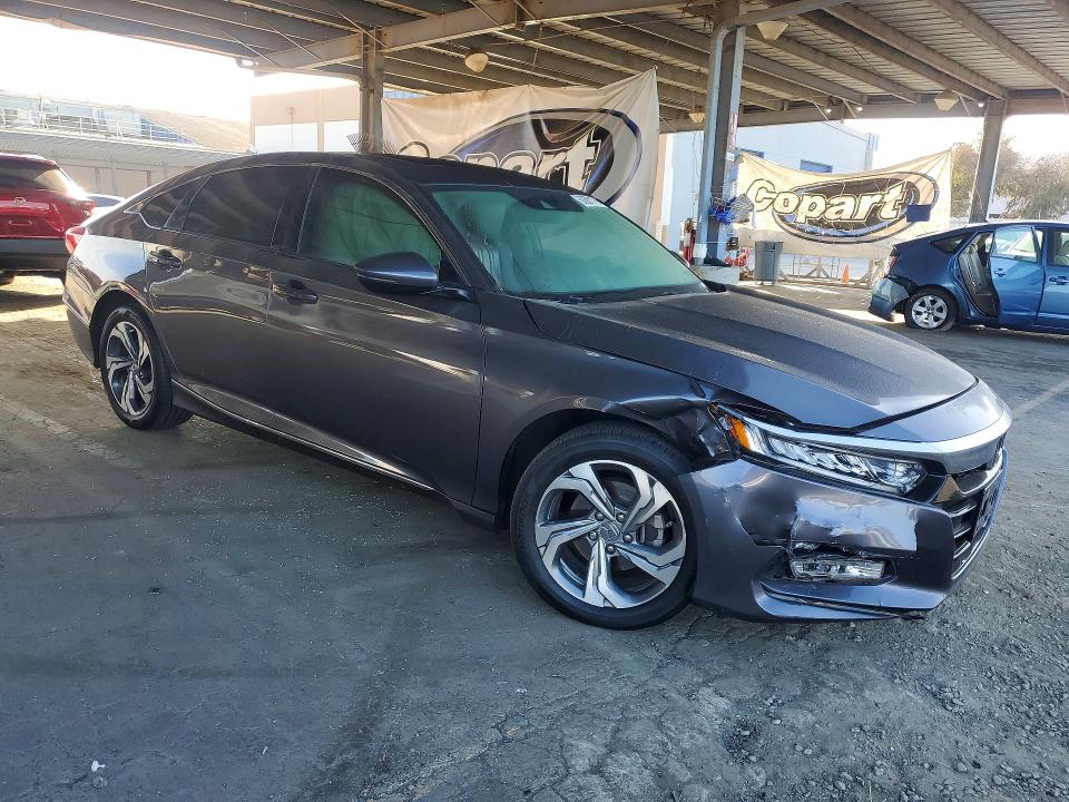 Продаж на аукціоні авто 2018 Honda Accord, vin: 1HGCV1F54JA023091, номер лоту: 69061176