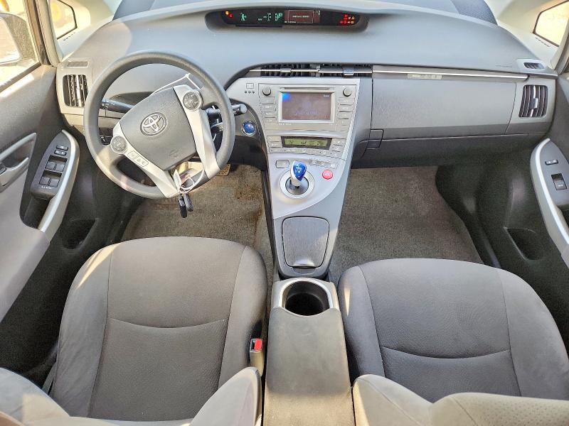 67752816 :رقم المزاد ، JTDKN3DU4F0405652 vin ، 2015 Toyota Prius مزاد بيع