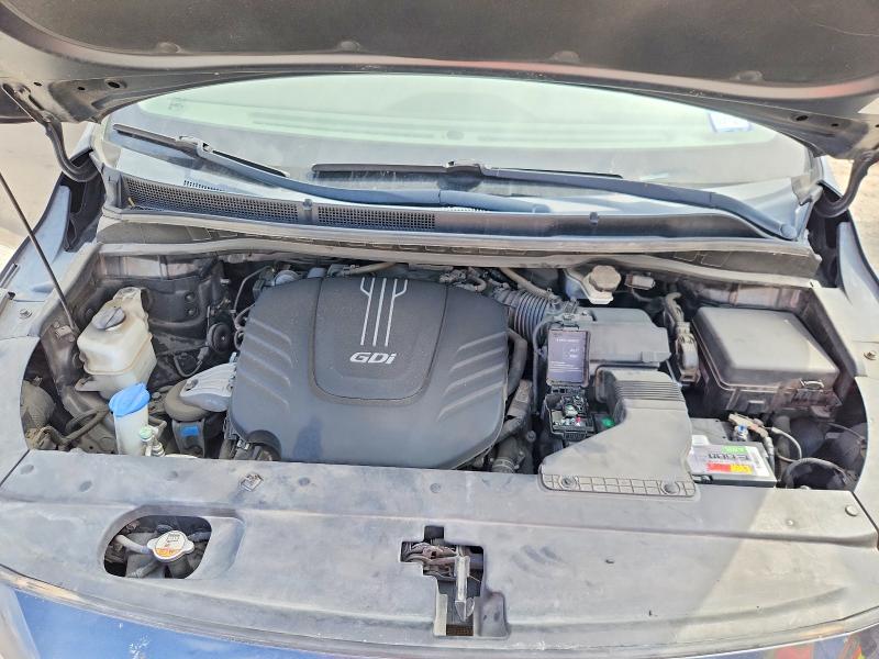 68894266 :رقم المزاد ، KNDME5C12F6045323 vin ، 2015 Kia Sedona مزاد بيع