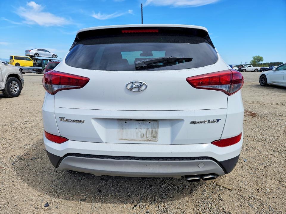 67334806 :رقم المزاد ، KM8J33A25HU468982 vin ، 2017 Hyundai Tucson مزاد بيع