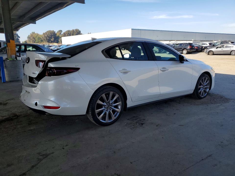 67871876 :رقم المزاد ، 3MZBPADL9KM105518 vin ، 2019 Mazda 3 مزاد بيع