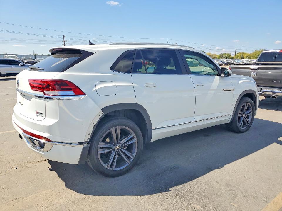 67660756 :رقم المزاد ، 1V2RE2CA9MC206543 vin ، 2021 Volkswagen Atlas Cross Sport مزاد بيع