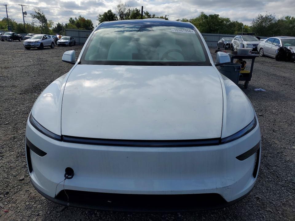 2026 Tesla Model Y მანქანა იყიდება აუქციონზე, vin: 7SAYGDEE8TF447601, აუქციონის ნომერი: 70367056