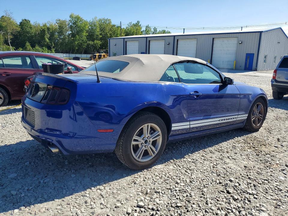 68044486 :رقم المزاد ، 1ZVBP8EM7D5222880 vin ، 2013 Ford Mustang مزاد بيع