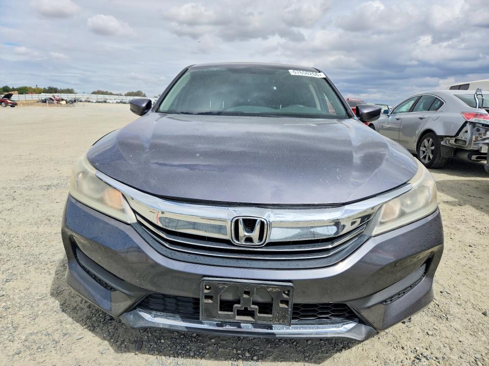 Продажа на аукционе авто 2017 Honda Accord, vin: 1HGCR2F31HA121420, номер лота: 67650266