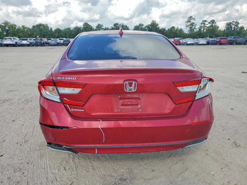 Продажа на аукционе авто 2018 Honda Accord, vin: 1HGCV1F19JA015761, номер лота: 61768096