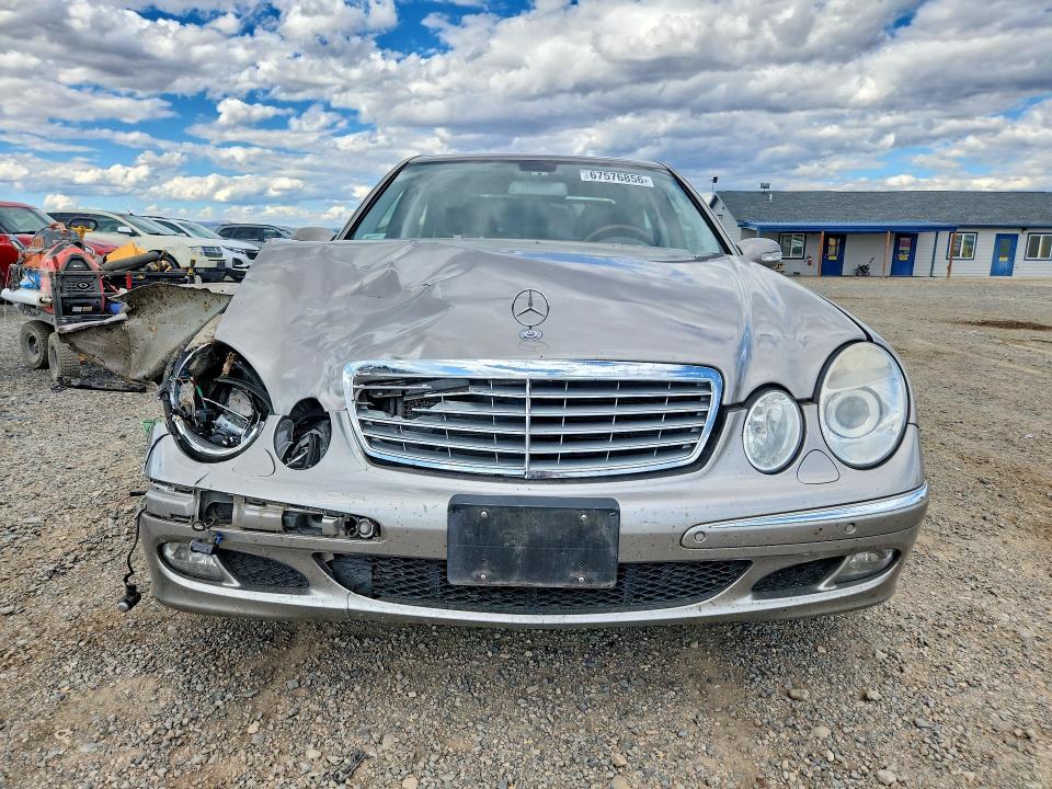 2006 Mercedes-benz E მანქანა იყიდება აუქციონზე, vin: WDBUF26J06A895535, აუქციონის ნომერი: 67576856