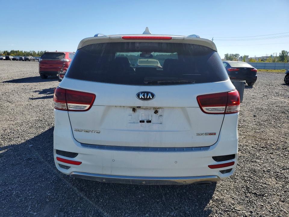 2016 Kia Sorento მანქანა იყიდება აუქციონზე, vin: 5XYPKDA17GG143443, აუქციონის ნომერი: 70347896