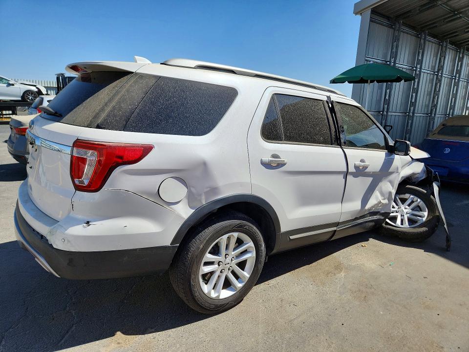 Продажа на аукционе авто 2017 Ford Explorer, vin: 1FM5K7D80HGD21477, номер лота: 69571006