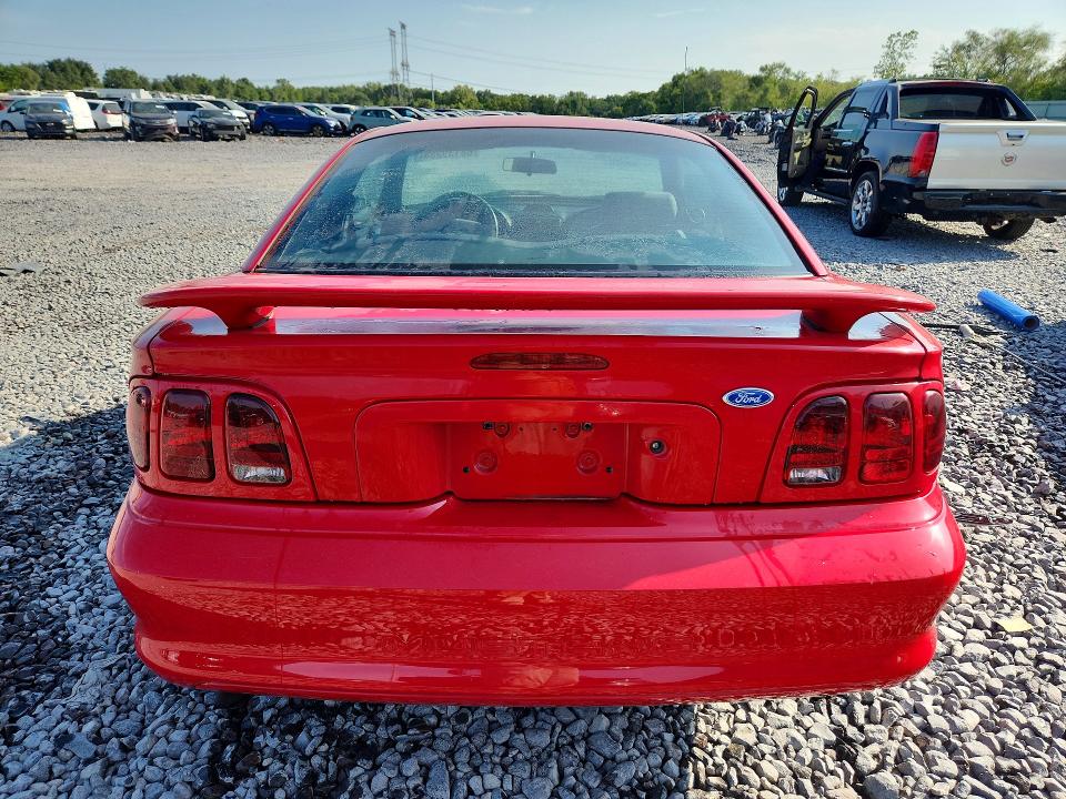 68139286 :رقم المزاد ، 1FALP4049TF102410 vin ، 1996 Ford Mustang مزاد بيع