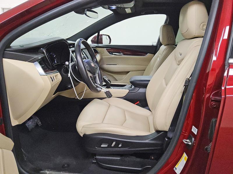 57031496 :رقم المزاد ، 1GYKNERS3JZ189018 vin ، 2018 Cadillac Xt5 مزاد بيع