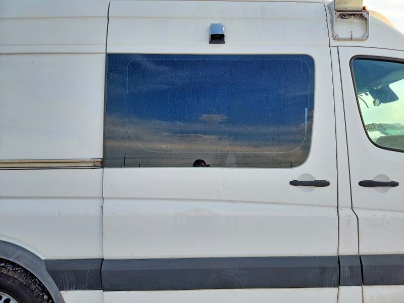 70322236 :رقم المزاد ، WD3PE7CD7FP155176 vin ، 2015 Mercedes-benz Sprinter مزاد بيع