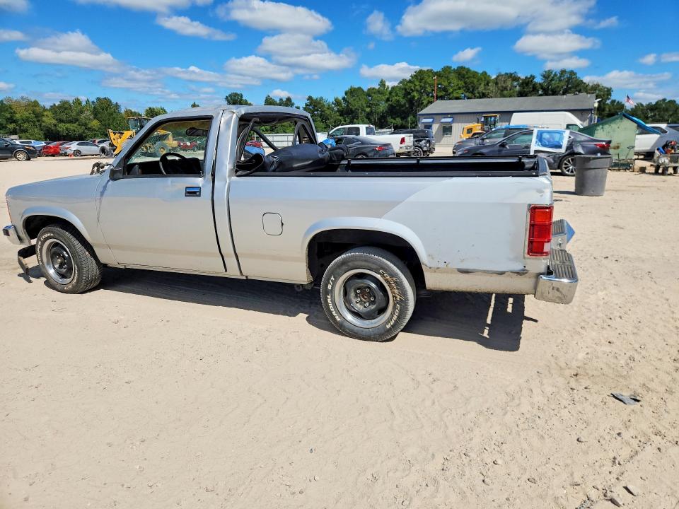 70627766 :رقم المزاد ، 1B7FN14XXJS796402 vin ، 1988 Dodge Dakota مزاد بيع