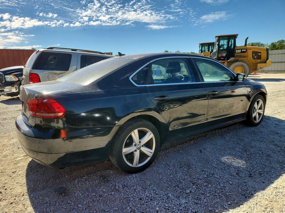 2013 Volkswagen Passat მანქანა იყიდება აუქციონზე, vin: 1VWBP7A34DC063559, აუქციონის ნომერი: 70524256
