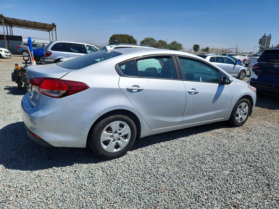 Продажа на аукционе авто 2017 Kia Forte, vin: 3KPFK4A73HE128727, номер лота: 68296456