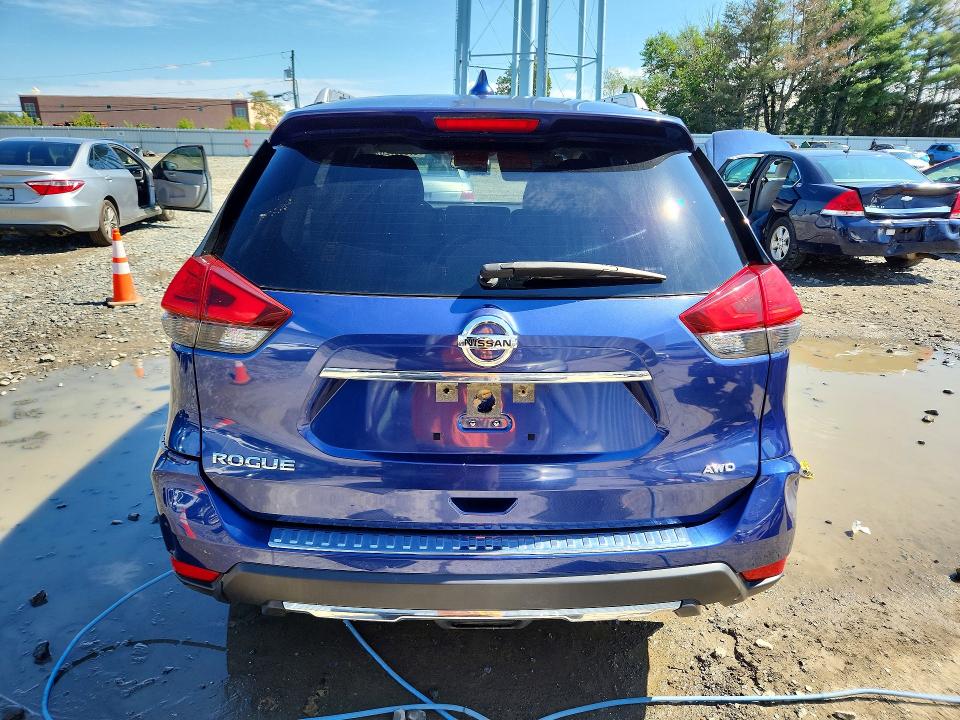 2017 Nissan Rogue მანქანა იყიდება აუქციონზე, vin: JN8AT2MV3HW015005, აუქციონის ნომერი: 67839726
