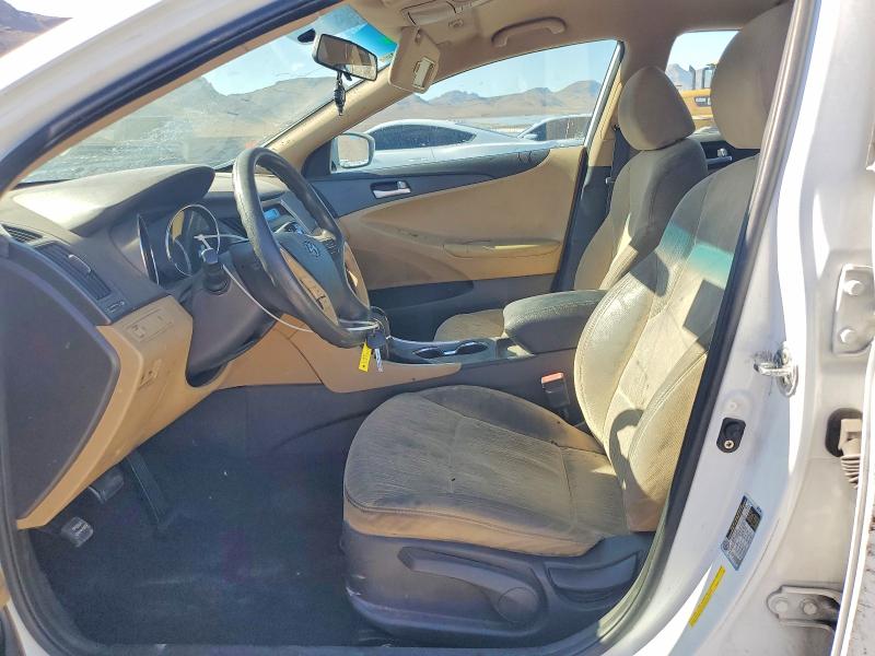 68990186 :رقم المزاد ، 5NPEB4AC8BH002455 vin ، 2011 Hyundai Sonata مزاد بيع