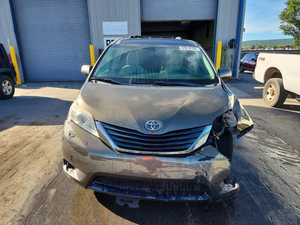 Продажа на аукционе авто 2013 Toyota Sienna, vin: 5TDKK3DC8DS358233, номер лота: 67216186
