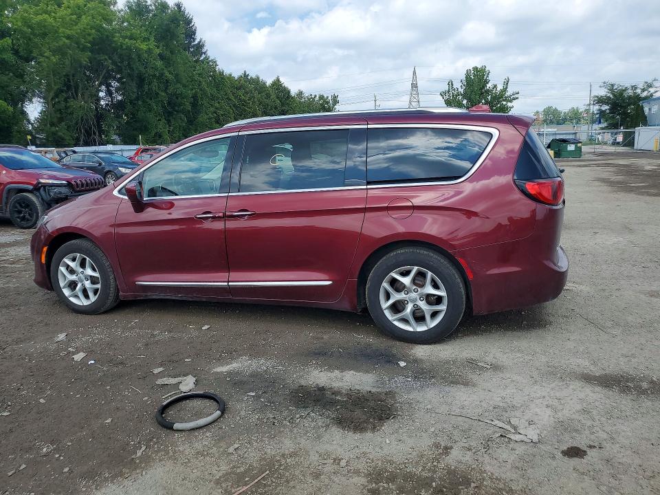 66902326 :رقم المزاد ، 2C4RC1EGXJR166804 vin ، 2018 Chrysler Pacifica مزاد بيع